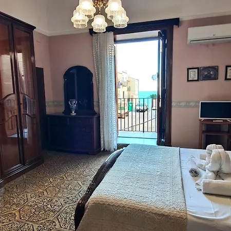 Casa Lia Apartment *